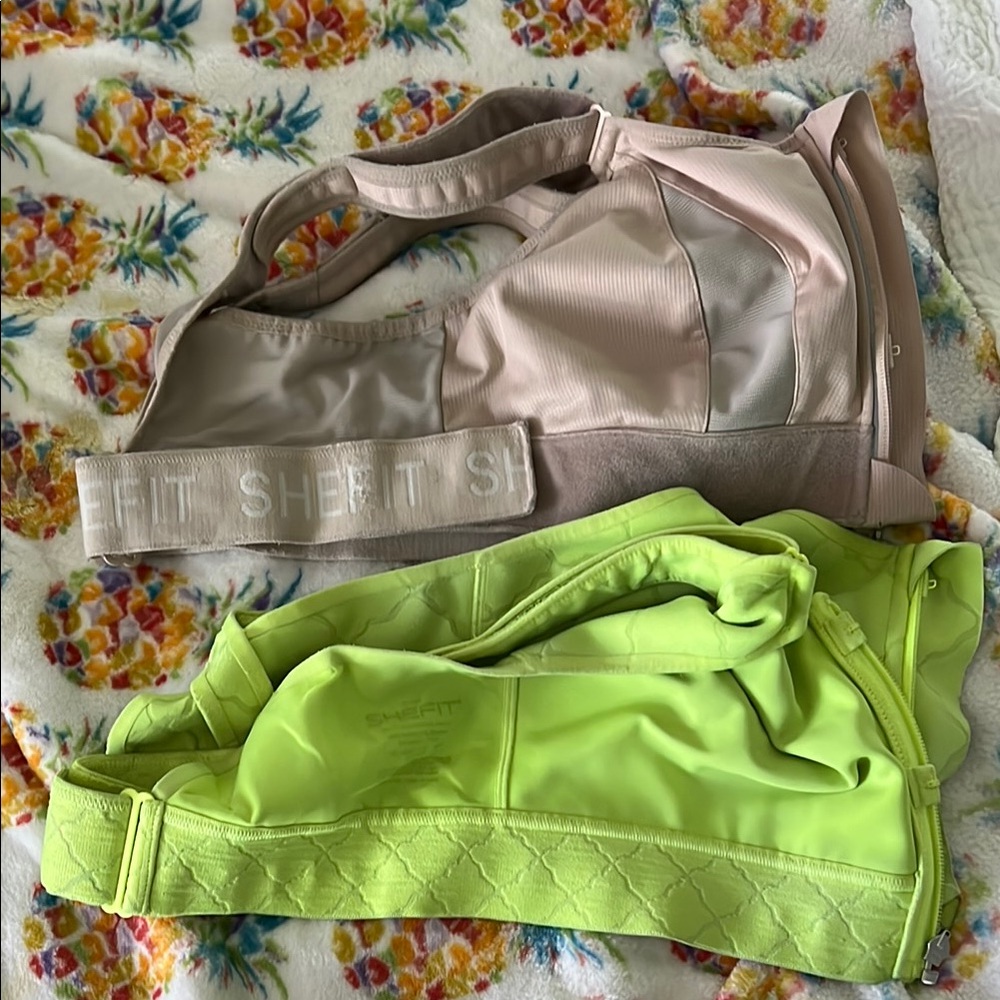 SHEFIT Pink and Green Sports Bras for Active Comfort